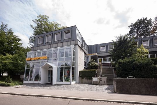 Außenansicht Haupthaus Göggingen, Klausenberg 30, 86199 Augsburg